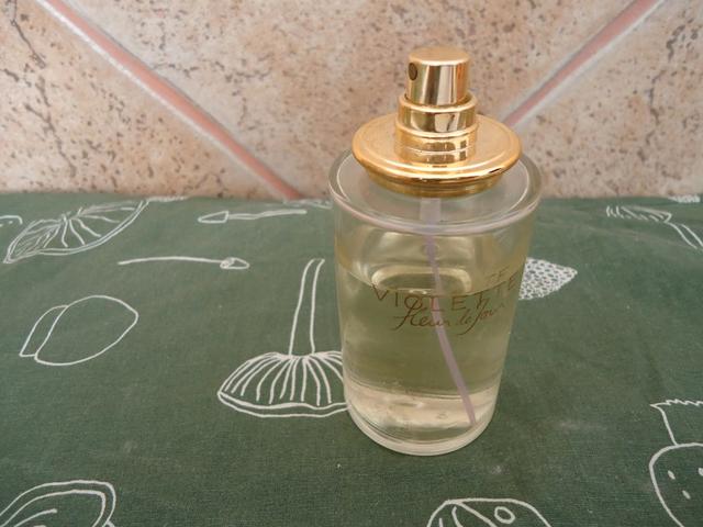 Perfume fleur de jour hot sale