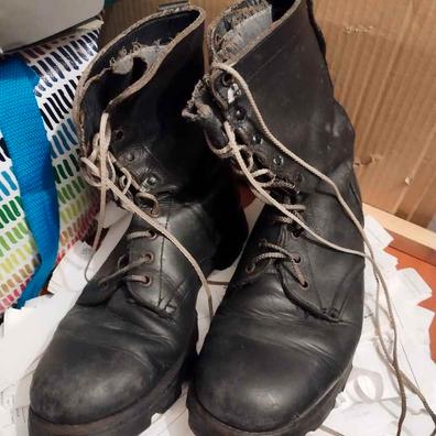 Botas militares Zapatos calzado de hombre de segunda mano baratos en Coruña | Milanuncios