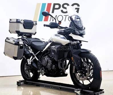 Triumph Tiger 900