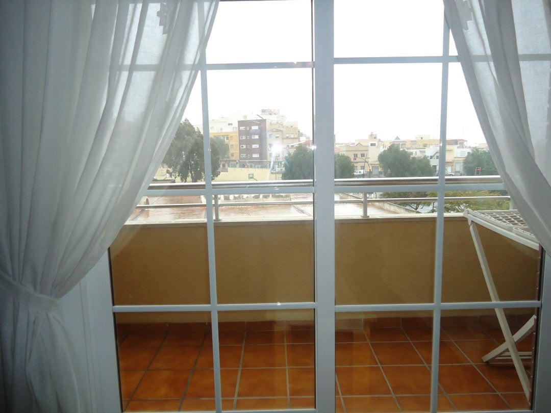 Fotografía del inmueble reportado: 800 €/mes — Almería, Almería
