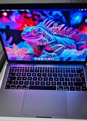 Macbook pro pantalla rota de segunda mano | Milanuncios