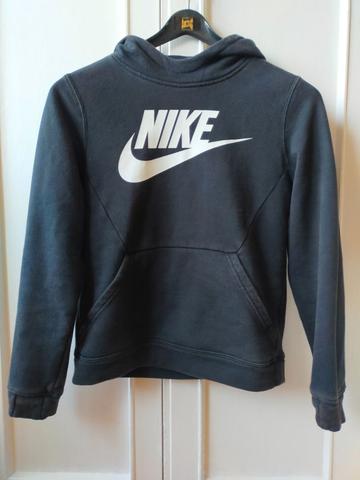 SUDADERA NIKE DE CAPUCHA NIÑO NEGRA