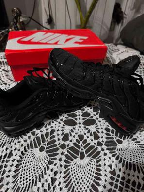 Zapatillas nike tn nino negras Moda y complementos de segunda mano barata Milanuncios