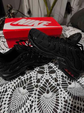 Zapatillas nike tn nino negras Moda y complementos de segunda mano barata Milanuncios