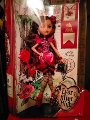 muñeca ever after high briar en caja descatalog - Comprar Outras Bonecas  Espanholas Modernas no todocoleccion