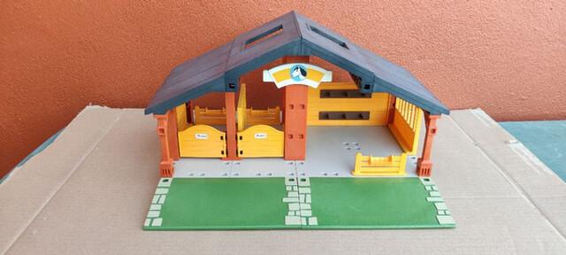 Cuadra playmobil online