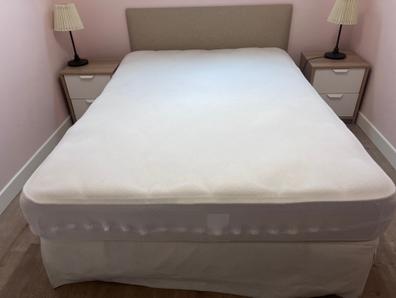 Cama 180 x 200 cm con cabecero capitoné de tela beige + colchón - FRANCESCO