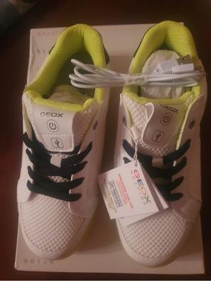 Previsión SIDA Niños Zapatillas geox con luces talla 26 Zapatos y calzado de niños de segunda  mano baratos en Córdoba | Milanuncios