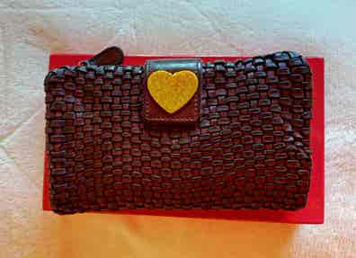 Cartera de piel y complementos de mano barata en Tenerife