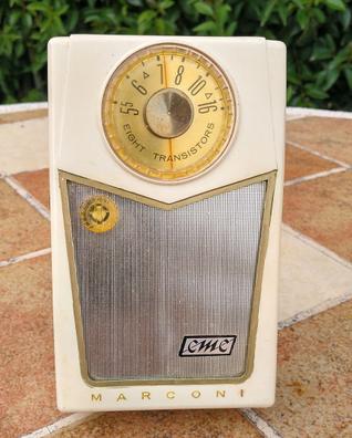 PEQUEÑA RADIO Transistor marca VANGUARD B12/2