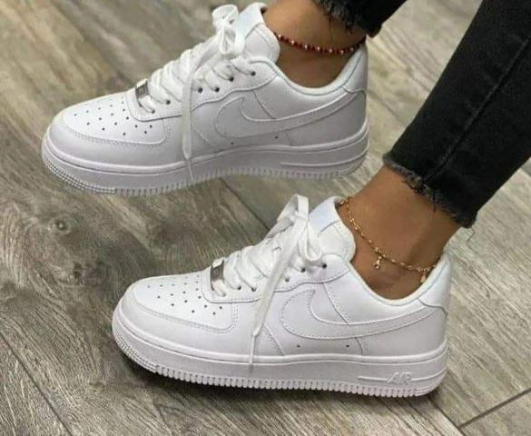 Milanuncios Nike air force 1 blancas talla 38