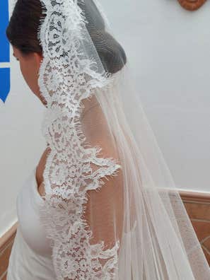 Velo tul seda Vestidos y trajes de novia de segunda mano baratos