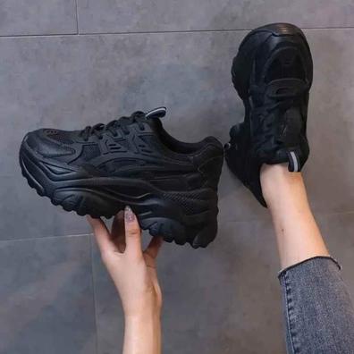 Botas deportivas de hombre negras con suela blanca, ultraligeras - AD587