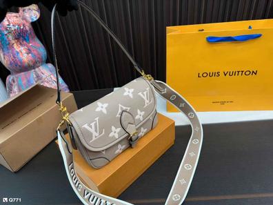 Bolso hombre Louis Vuitton de segunda mano por 120 EUR en Cintruénigo en  WALLAPOP