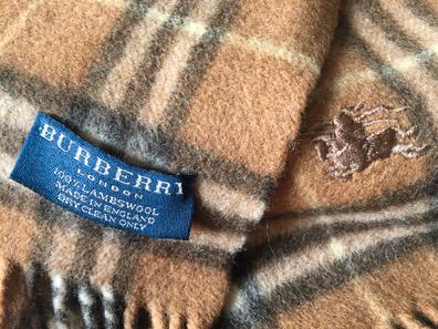 burberry bufanda usada