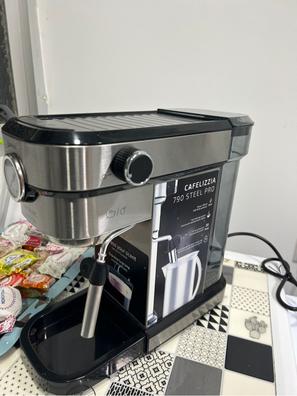 Cafetera Filtro - Cecotec de segunda mano por 20 EUR en Barcelona