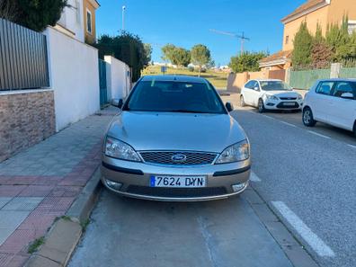 Cuál fue mejor, Ford Mondeo 2002 u Opel Vectra 2002?