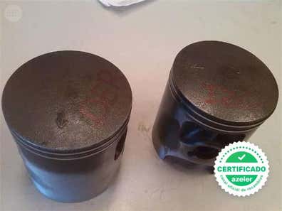 Faro Delantero Redondo Negro Para Yamaha RD250 RD350 LC – Repuesto Aftermarket