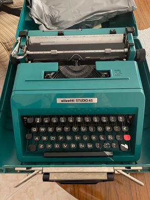 Alquilar Máquina de escribir Olivetti Studio 45 en Barcelona - Normafilms