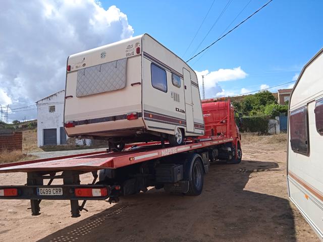 Milanuncios TRANSPORTAMOS SU CARAVANA EN GRUA