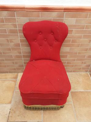 Antiguo Sillón o Descalzadora para dormitorio. S.XIX. Tapicería en buen  estado.