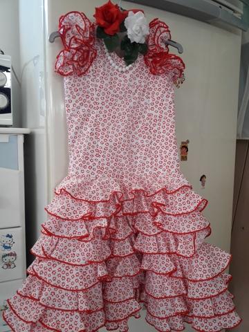 - Traje flamenca niÑa 2 a 4 aÑos