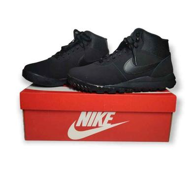 Nike shox rivalry negras 45 Zapatos y calzado de de segunda mano baratos en Madrid | Milanuncios