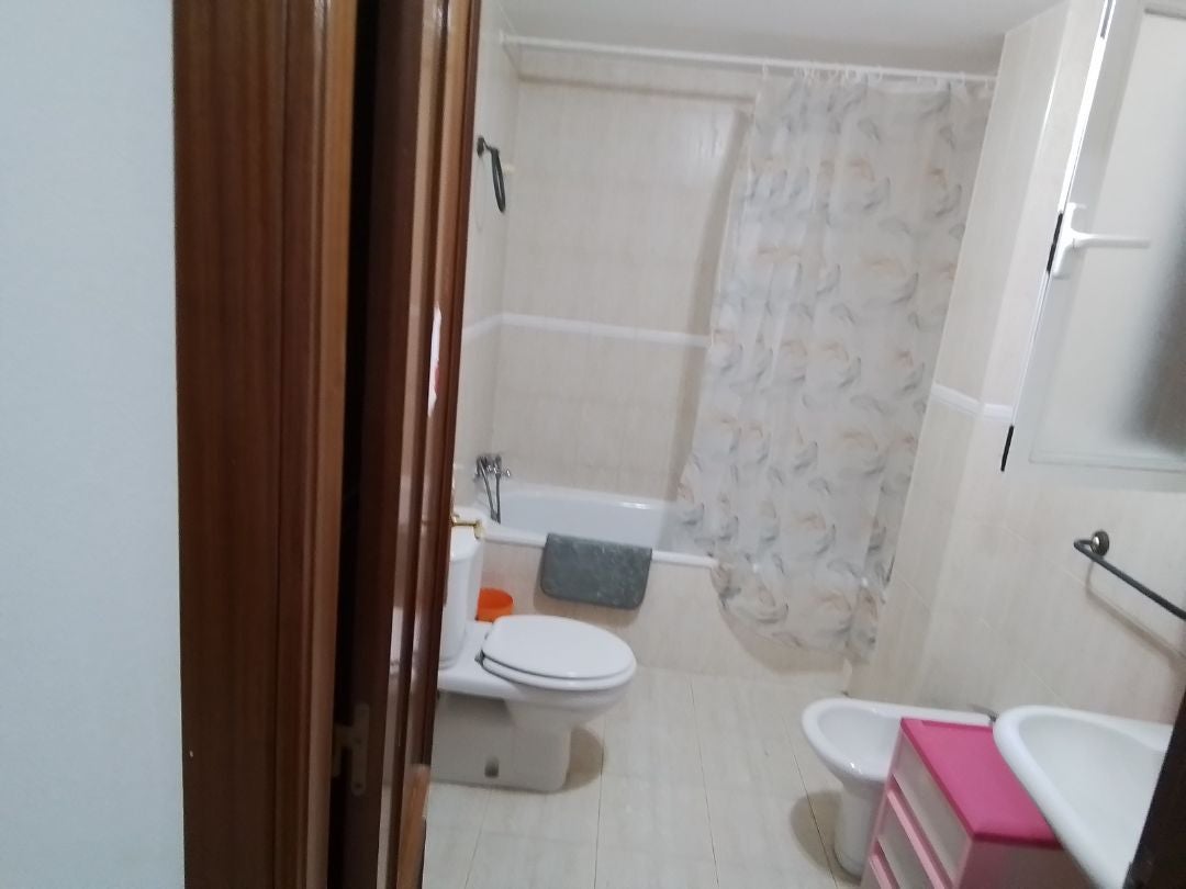 Fotografía del inmueble reportado: 1.000 €/mes — Jaén, Jaén