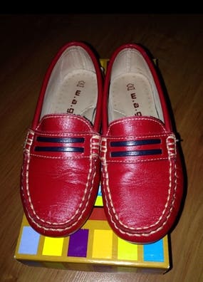 y calzado de niños de baratos en Alcala de Guadaira | Milanuncios