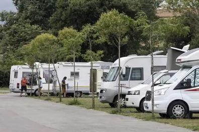 Parking garaje caravanas, remolques por 30 EUR en L' Eliana en