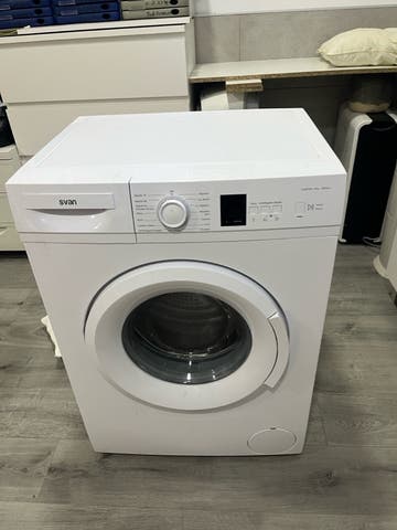 Milanuncios - Lavadora Svan blanca carga frontal