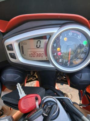 Triumph - Tiger  1050