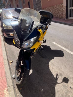 Suzuki V Strom