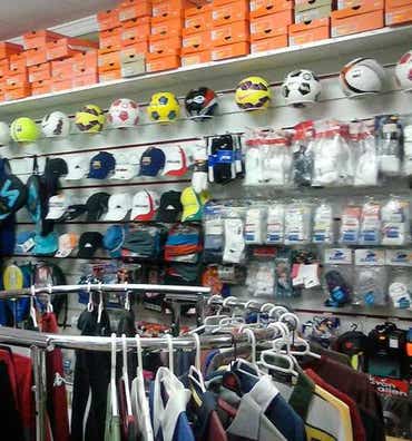 Negocios ropa en Murcia: Traspasos, franquicias, mobiliario, maquinaria,... | Milanuncios