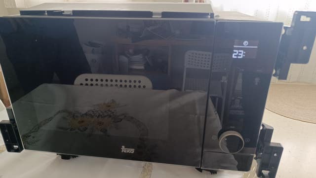 Milanuncios - Microondas Teka negro encastrar