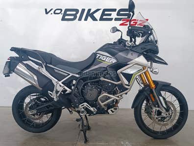TRIUMPH - TIGER 900