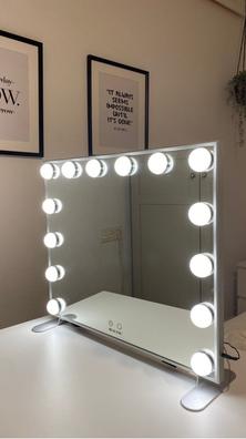 El espejo maquillaje vintage con luz LED perimetral. Fabricado a