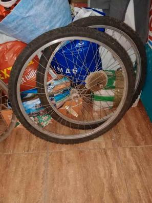 Bicicleta de tres ruedas de segunda mano en WALLAPOP