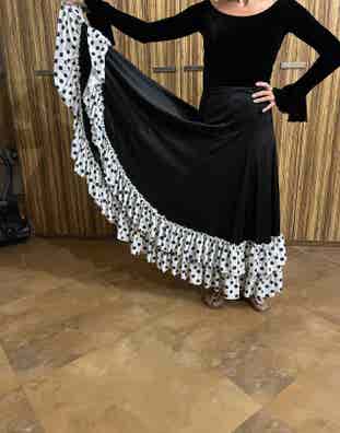Falda flamenca Faldas segunda mano en Tarragona | Milanuncios