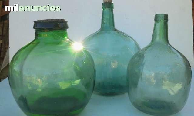 Antigua garrafa o damajuana de vidrio, Cristal y Vidrio