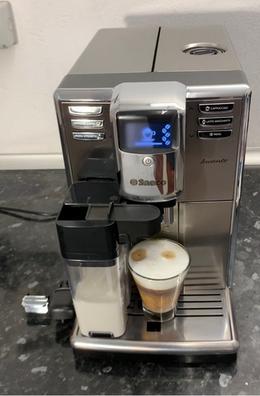 Saeco Intelia Deluxe - Cafetera espresso super automática, con