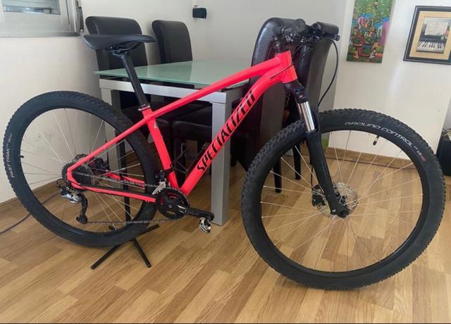 Bicicleta specialized online rockhopper 2019