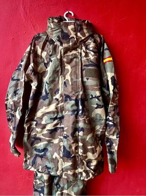 Traje tormenta ejercito Articulos y accesorios de caza Milanuncios