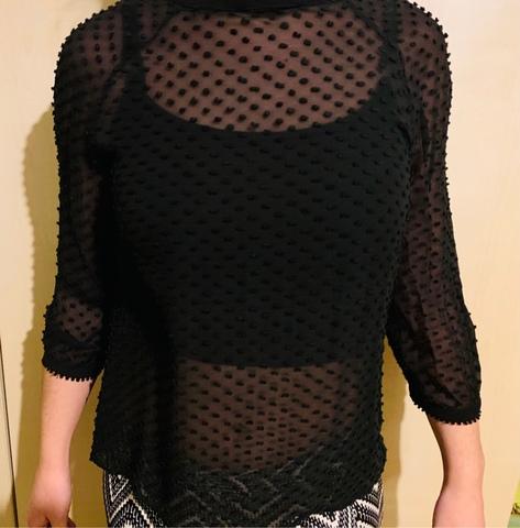 Camisa negra con transparencias de segunda mano por 3 EUR en