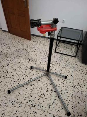 Soporte elevador para moto con bases ajustables - BT Ingenieros