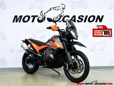 KTM 890