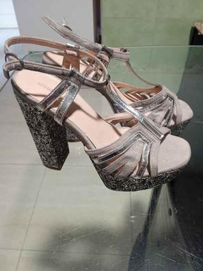 Zapatos plateados vestir ✓ Stilettos de glitter plata tacón cómodo