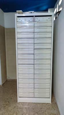 cajonera-farmacia-mobiliarios-para-empresas-de-segunda-mano-barato