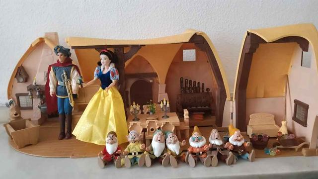 Milanuncios casita de blancanieves y enanitos