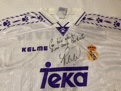 Camiseta Real Madrid Robinho 05/06 de segunda mano por 55 EUR en Alicante/Alacant en WALLAPOP